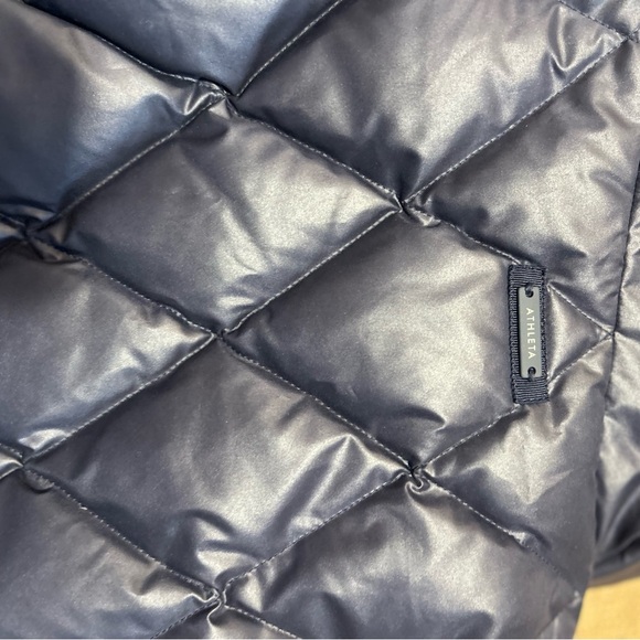 Athleta Navy Quilted Women's Vest - Picture 8 of 9